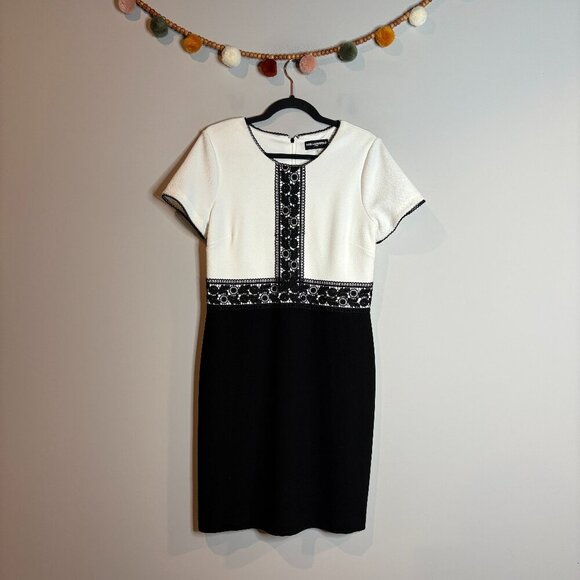 Karl Lagerfeld Lace-Trim Color-Block Dress - Picture 2 of 6